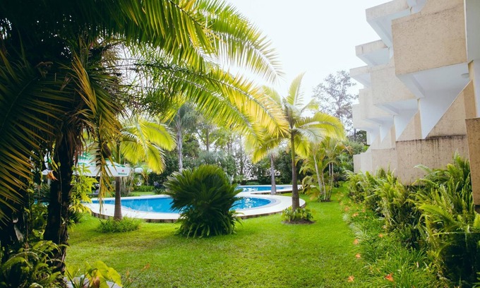 Gisenyi Hotel | Discover Gorillas Lake Kivu Hotel: Family-Friendly Retreat