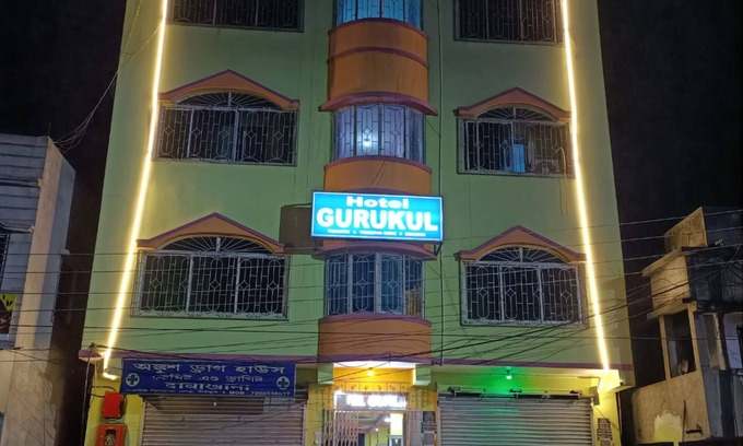 Tarapith Hotel | Budget-Friendly Stay at Goroomgo Gurukul Tarapith Kolkata