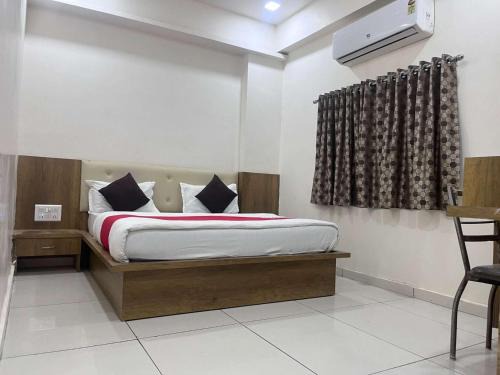 Mathura Hotel | Goroomgo Hotel Ganga Palace Mathura