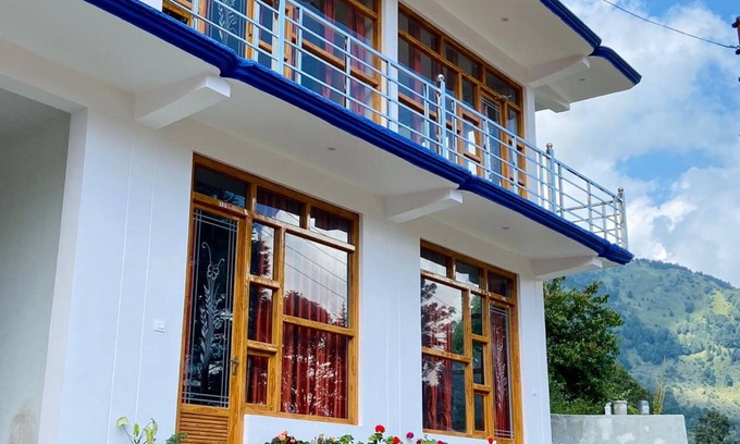 Munsyari Hotel | Budget-Friendly Goroomgo Mansarovar Inn with Breakfast