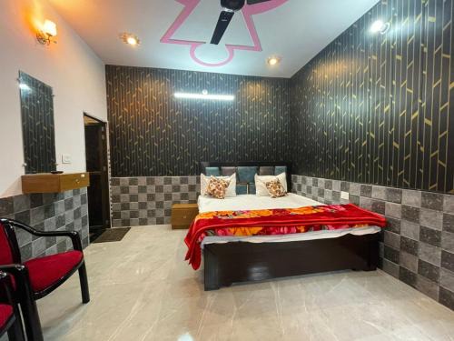 Ayodhya Hotel | Guest Rated 10/10: Goroomgo Raghunandan Guest House