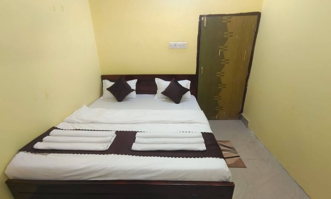 Angul Hotel | Goroomgo The Grand Empire Angul