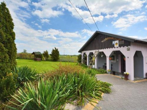 gmina Pierzchnica House | Idyllic Agroturystyka Daleko od szosy - Family & Pet Friendly