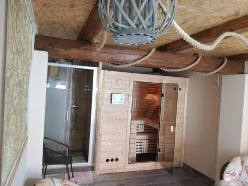 Elk House | Relaxing Agrotourism & Spa Retreat with Alpacas and Pool