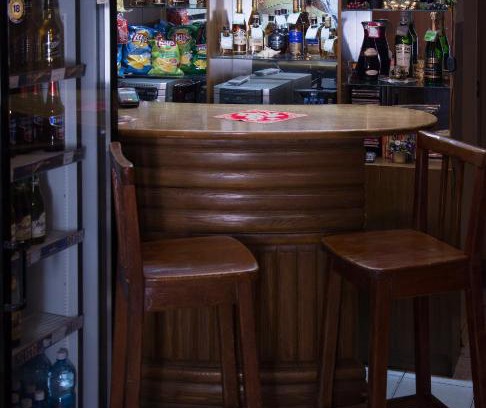 Oktyabrskiy rayon Hotel | Budget-Friendly Stay at Gostinitsa Grez with Pool & Hot Tub