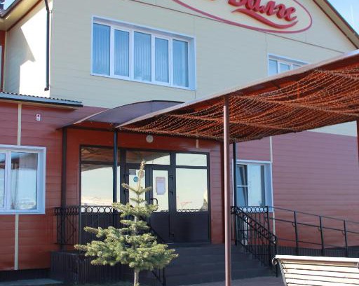 Lopatnikovo Hotel | Discover Gostinitsa na Valge: Pet-Friendly & Family Ready