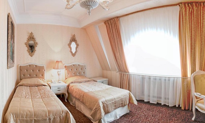 Sergiyev Posad Hotel | Discover Gosudarev's House: 4-Star Family-Friendly Retreat