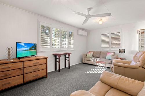 Currimundi House | Gothic Pde 16, Currimundi