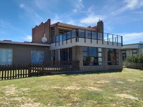 Gouritz House | Family-Friendly Retreat at Gouritz Home with Great Reviews