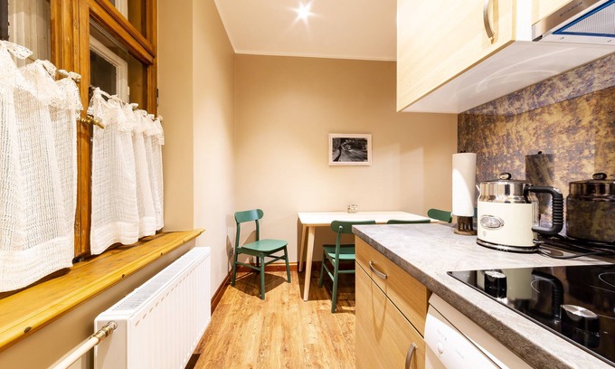 Centrs Apartment | Gourmet Storie's Renovated Apartment with Free Parking