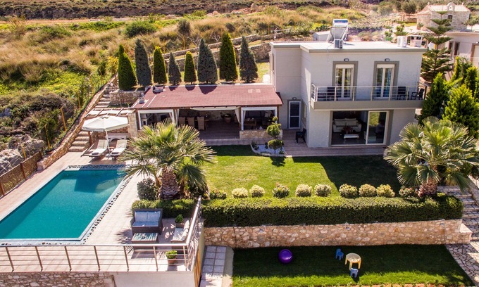 Skotino Villa | Gouves Panoramic Villa: Oceanfront Retreat with a Pool