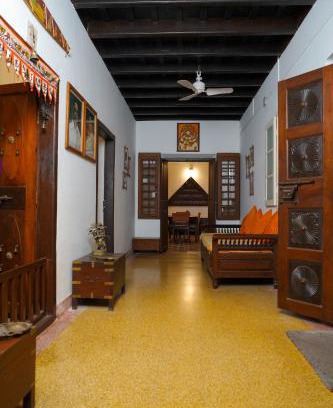 Kochi House | Govindamangalam Homestay: Guest Rated 9.2 with Kitchen & Dining