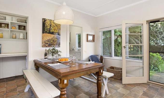Mount Wilson House | Gowan Ross Cottage: Your Serene Secluded Getaway Awaits