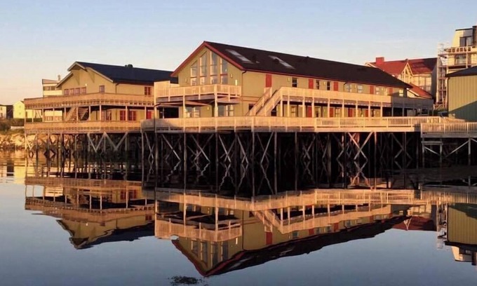 Andenes Hotel | Grønnbuene: Family-Friendly Stay with Breakfast Included