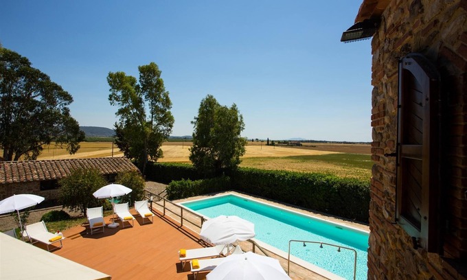 Gavorrano Villa | Discover La Magia: Family-Friendly Pet Haven Awaits