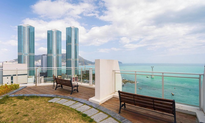 Seo Hotel | Experience the Ocean at Grab the Songdo Hotel