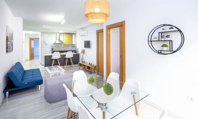 Granada City Center Apartment | Grace Apartments - City Centre Retreat with Spa & Breakfast