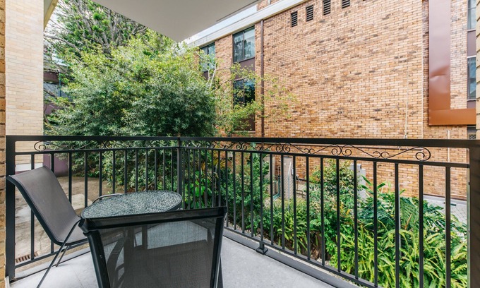 Spit Junction Apartment | Inviting Grace At Mosman - Premier Service Apartments