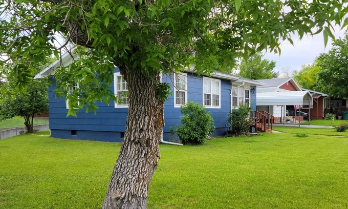 Sturgis House | Grace Cottage: Family-Friendly Retreat in Sturgis
