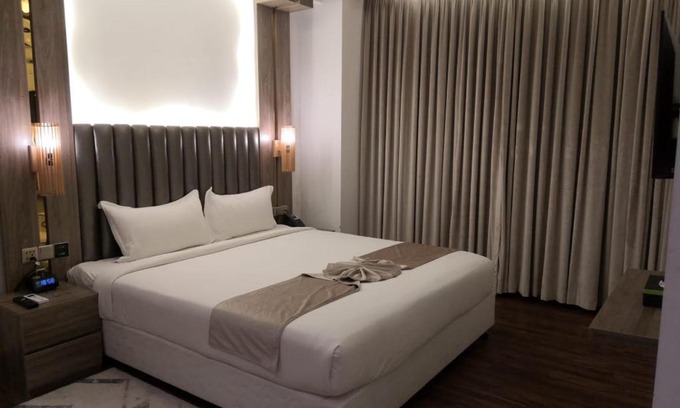 Cox's Bazar Hotel | Grace Cox Smart Hotel: Pet-Friendly with Ocean Views