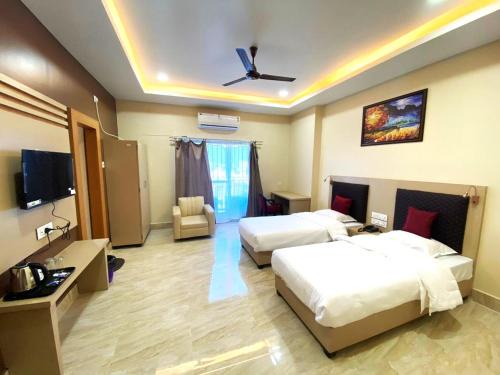 Guwahati Hotel | Grace Inn Guest House: Family-Friendly Near Airport