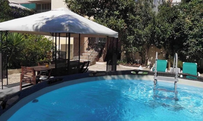Alfama House | Grace Palace: Private Pool & Ocean View Retreat
