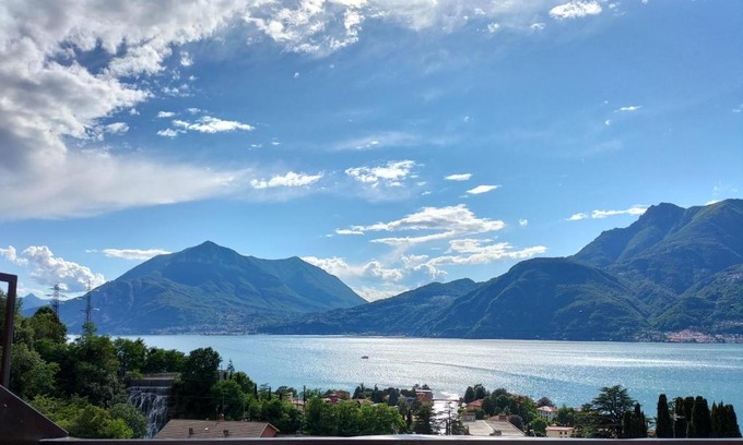 Bellano Apartment | Grace's Home: Child-Friendly Retreat with Top Guest Rating
