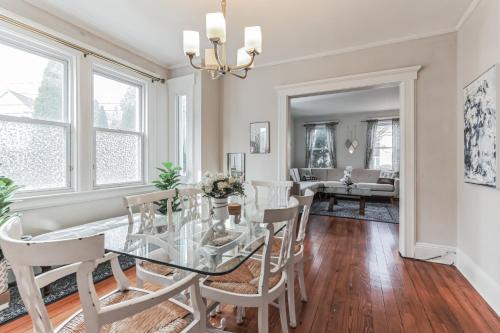 Cos Cob House | Family-Friendly 4-Star Townhouse at Grace's Place, Greenwich