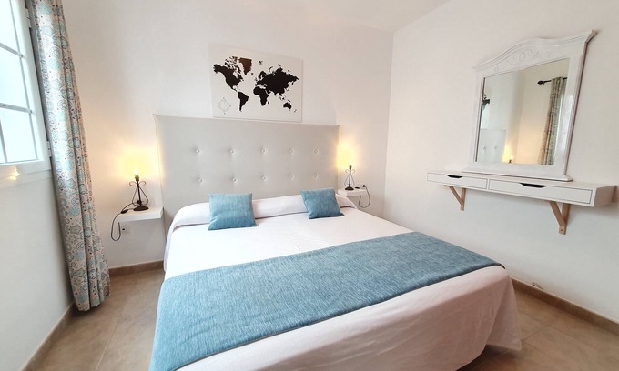 Caleta de Sebo Apartment | Relaxing Oceanfront Retreat at GRACIOSAMAR 3 Apartment
