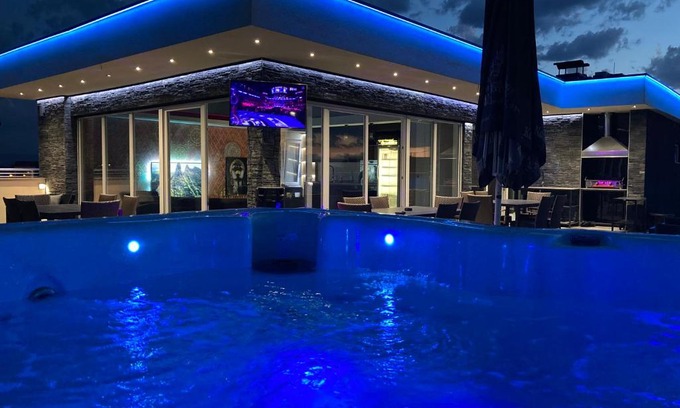 Gradiska Apartment | Experience Gradiska: 4-Star Stay with Hot Tub & Breakfast