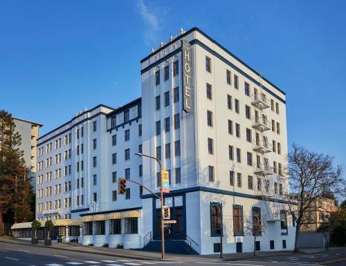Berkeley Hotel | Explore Graduate Berkeley: Pet-Friendly & Child-Friendly Stays
