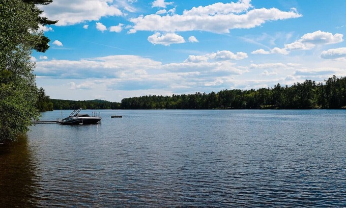 Bridgton House | Gramp's Camp-Moose Pond