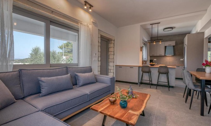 Gramvousa Apartment | Discover Gramvousa's Hidden Gem: Family-Friendly Retreat