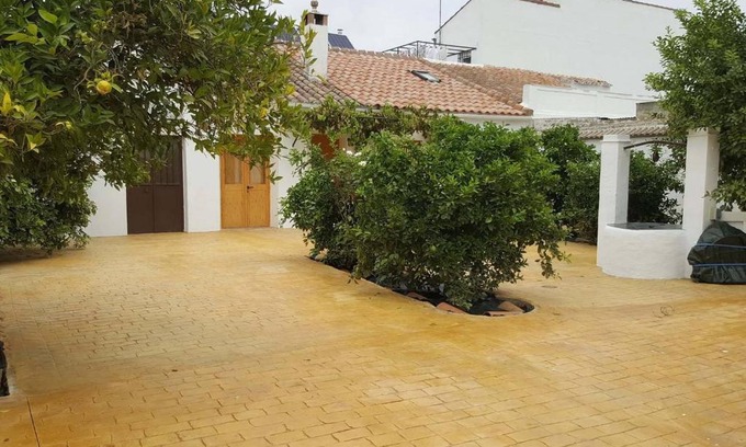 Cordoba House | Cozy Casa Rural with Patio in Encinarejo de Córdoba