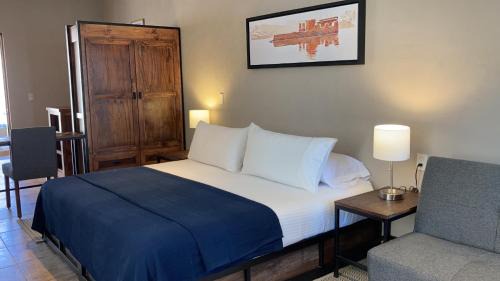 Guanajuato Bed & Breakfast | Inviting El Faro Hotel Retreat: Pool, Breakfast & Hot Tub