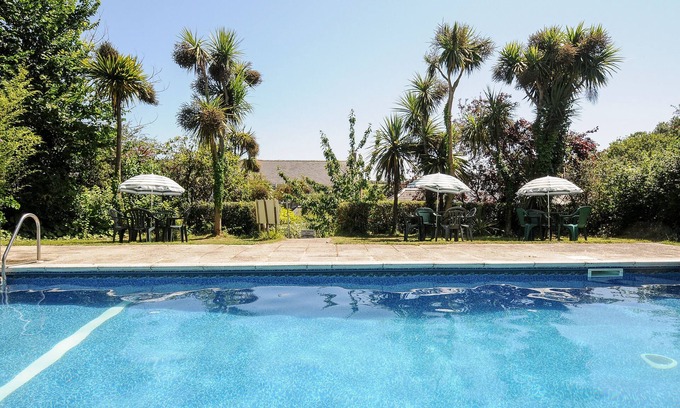Mullion Cottage | Pet-Friendly Granary Cottage with Pool in Beautiful Mullion