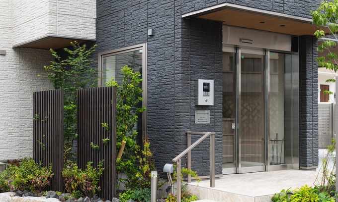 Kitakyushu Apartment | Discover GRAND BASE Mojiko: 8.8/10 & Family-Friendly Amenities