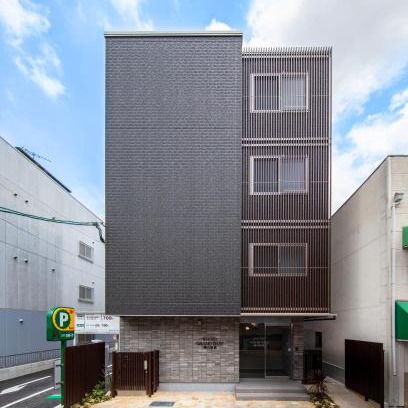 Kita Ward Apartment | Elegant Stay at GRAND BASE Okayama Ekimae with Family Amenities