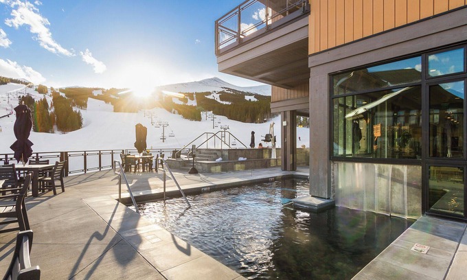 Peak 8 Condo | Experience Grand Colorado on Peak 8 with Pool & Spa