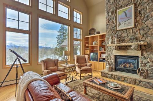Fraser House | Indulge in a Grand Fraser Escape with Hot Tub & Private Deck