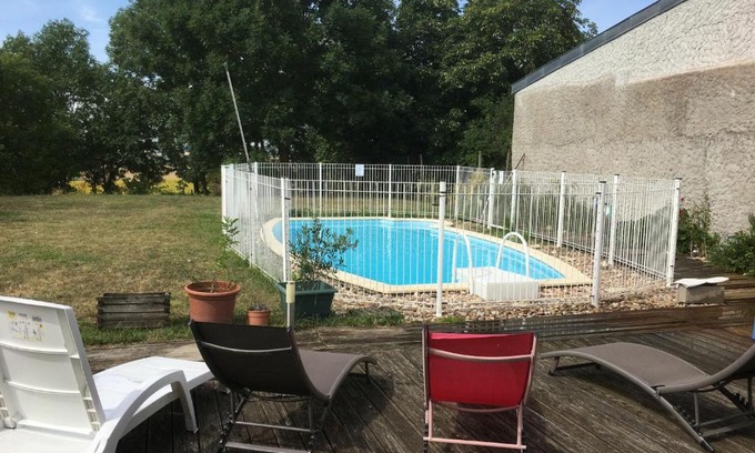 Athienville House | Inviting Grand Gîte: Pool, Fireplace & Terrace near Lunéville