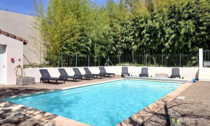 Ruoms House | Discover Grand Gîte Marie-the: Ocean View & Spa Retreat