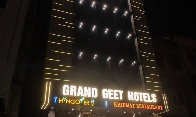 Kanpur Hotel | Discover Grand Geet Hotel with Family-Friendly Amenities