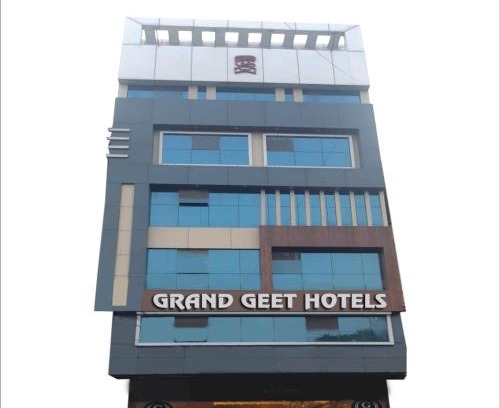 Kanpur Hotel | Grand Geet Hotels: Family-Friendly Stay with Spa & Dining
