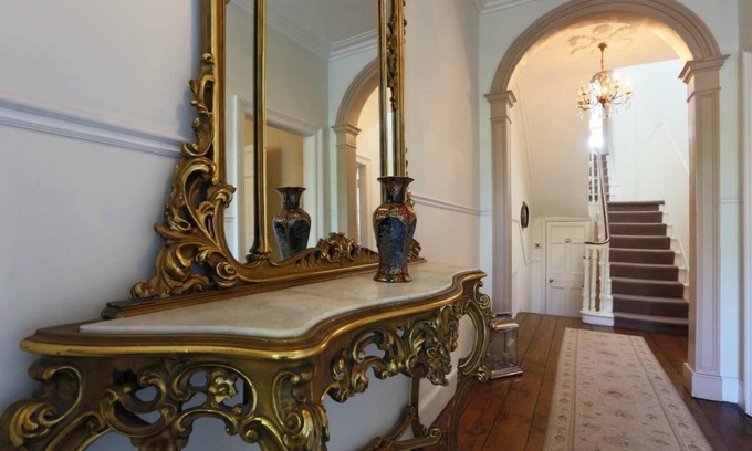 Grand Canal Dock House | Elegant Grand Georgian Residence: Perfect for Families & Pets
