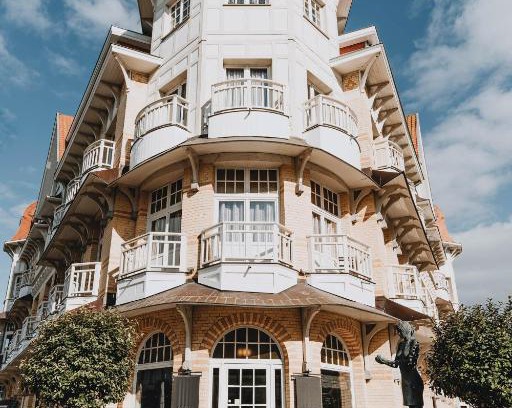 De Haan Hotel | Experience Grand Hotel Belle Vue: Oceanfront & Spa Oasis