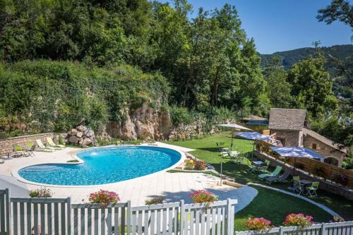 Meyrueis Hotel | Experience Grand Hotel De France with Oceanfront Amenities