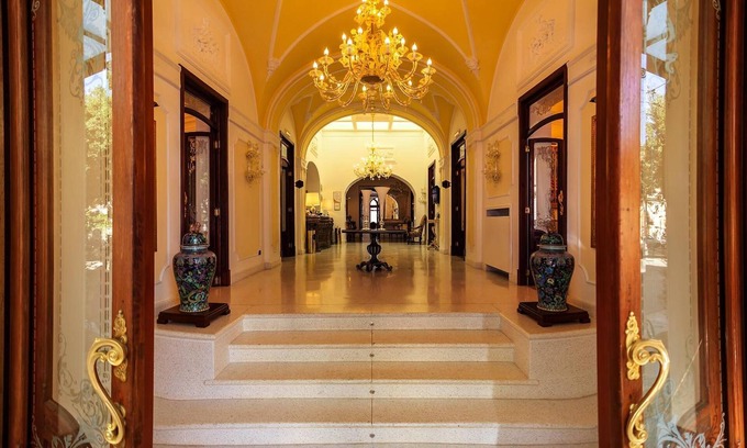 Lecce Hotel | Experience the Grand Hotel di Lecce: Pool, Spa & Family Fun