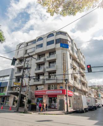 Loja Hotel | Grand Hotel Loja: 4-Star Comfort with Family-Friendly Amenities