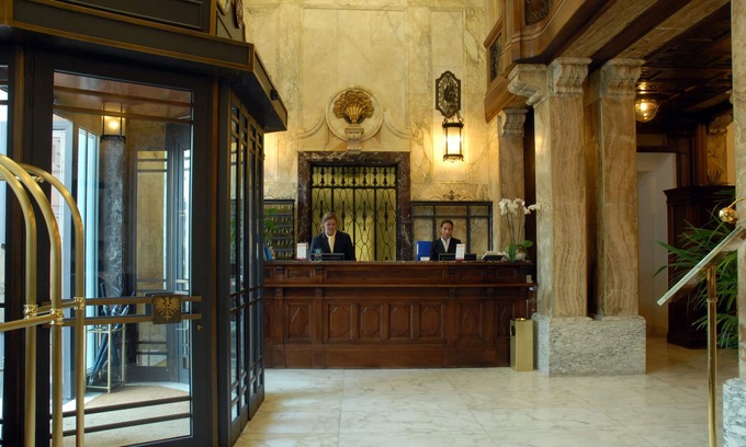 Pre Hotel | Elegant Stay at Grand Hotel Savoia: Rated 9.2/10 & Spa